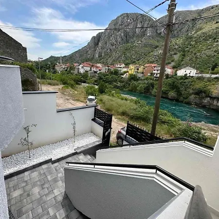 House Neretva شقة موستار